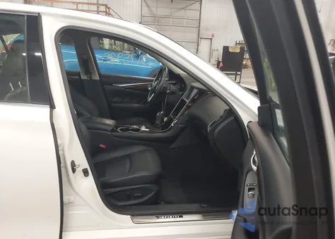 2019 Infiniti Q50 3.0T Luxe z USA, uszkodzony, nr VIN JN1EV7AR1KM554823